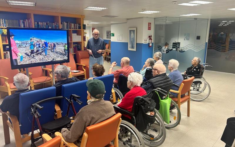 Actividad de reminiscencia en la Residència Nazaret, Malgrat de Mar